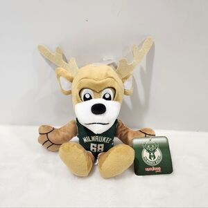 Milwaukee Bucks Bleacher Creature 68 Bango Mascot 8" Plush NBA 2022 NWT